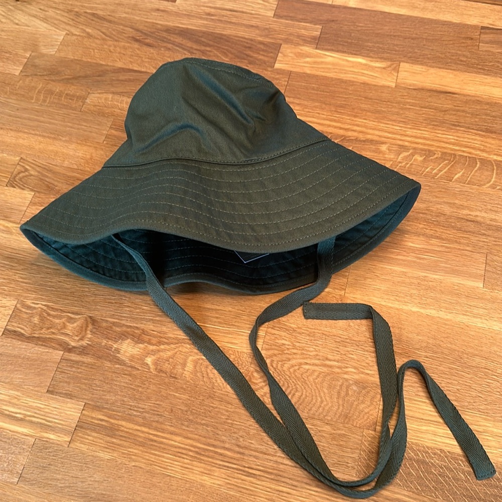 J Crew bucket hat